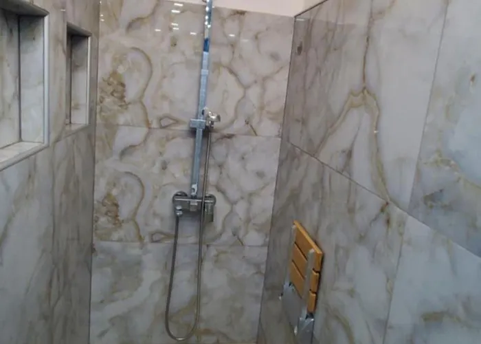 فيلة Deluxe Center Oasis & 5 Min By Walk From #house With Garden's Tent ,2 Bedrooms And Living With Equiped Kitchen&comfort Included *