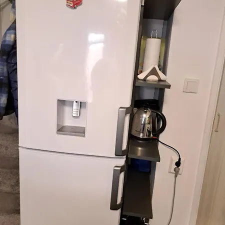 Villa Deluxe Center House With Garden's Tent ,2 Bedrooms And Living Next To The And Sea Garden- 5 Min By Walk,with Equiped Kitchen