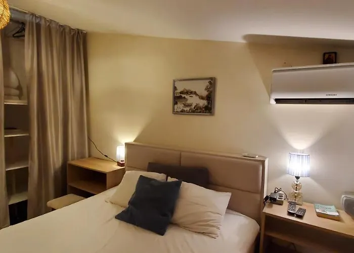 Deluxe Center Oasis & 5 Min By Walk From #house With Garden's Tent ,2 Bedrooms And Living With Equiped Kitchen&comfort Included * Бургас