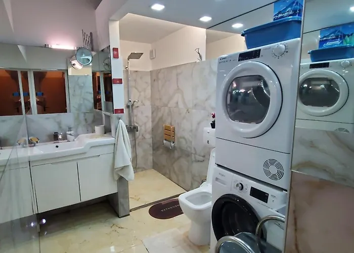 ヴィラ Deluxe Center Oasis & 5 Min By Walk From #house With Garden's Tent ,2 Bedrooms And Living With Equiped Kitchen&comfort Included ブルガス