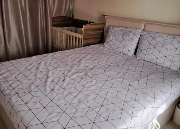 Deluxe Center Oasis & 5 Min By Walk From #house With Garden's Tent ,2 Bedrooms And Living With Equiped Kitchen&comfort Included Луксозна вила Бургас